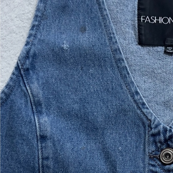 Fashion Nova Denim Button Up Vest - Picture 5 of 5
